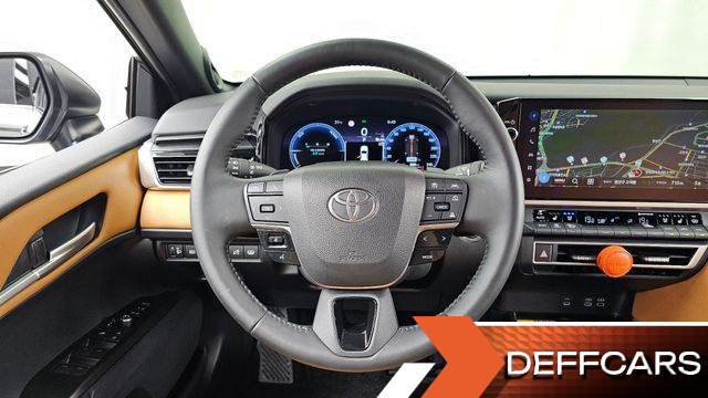 Toyota CAMRY 2.5 XLE Premium Hybrid купить на сайте DeffCars