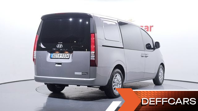 Hyundai STARIA Cargo 5-Seater Modern купить на сайте DeffCars