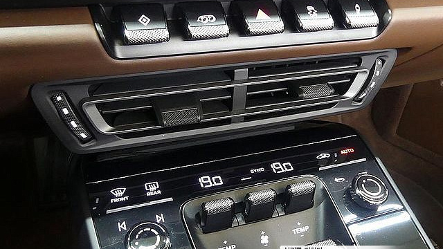 Porsche 911 Carrera 4 GTS Cabriolet купить на сайте DeffCars