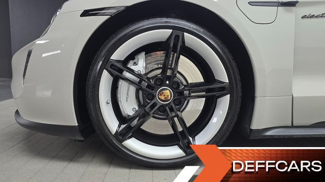 Porsche TAYCAN GTS купить на сайте DeffCars