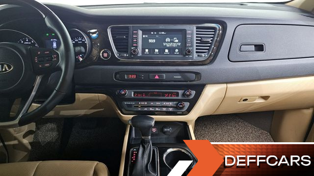 Kia CARNIVAL Gasoline 7-Seater Limousine VIP купить на сайте DeffCars