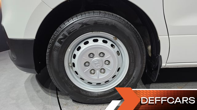 Hyundai STAREX Van 3-Seater Style купить на сайте DeffCars