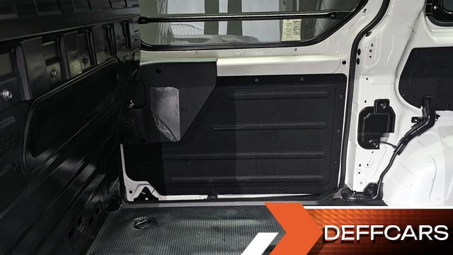 Hyundai STARIA Cargo 3-Seater Modern купить на сайте DeffCars
