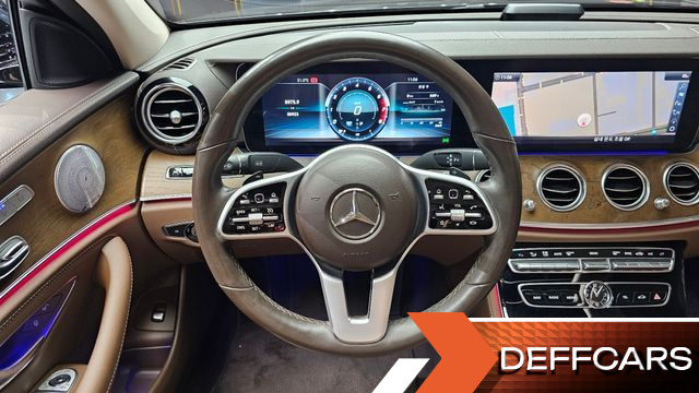 Mercedes E-CLASS E300 4MATIC Exclusive купить на сайте DeffCars