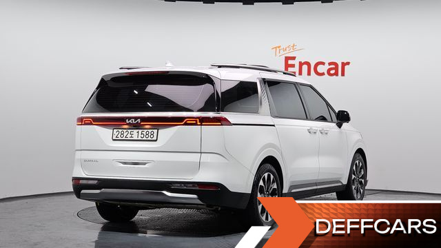 Kia CARNIVAL 9-Seater Signature купить на сайте DeffCars
