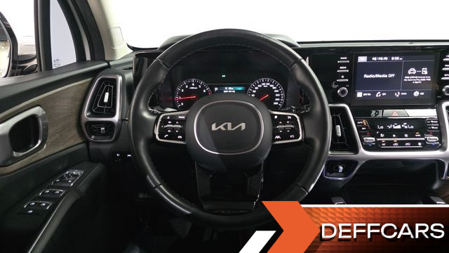 Kia SORENTO Gasoline 2.5T 4WD Prestige купить на сайте DeffCars