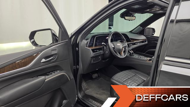 Cadillac ESCALADE 6.2 ESV ESV Premium Luxury Platinum купить на сайте DeffCars