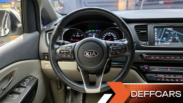 Kia CARNIVAL 9-Seater Luxury купить на сайте DeffCars