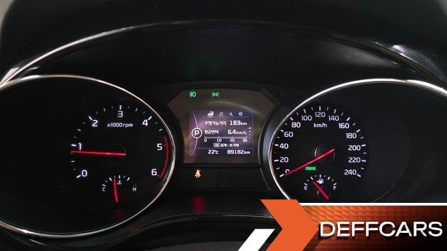 Kia CARNIVAL 7-seater Limousine VIP купить на сайте DeffCars