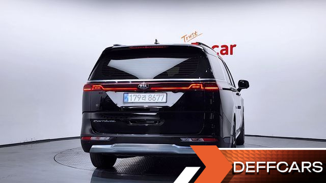Kia CARNIVAL 9-Seater Noblesse купить на сайте DeffCars
