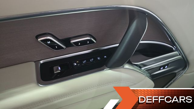 Land Rover RANGE ROVER D350 Autobiography Long Wheel Base купить на сайте DeffCars
