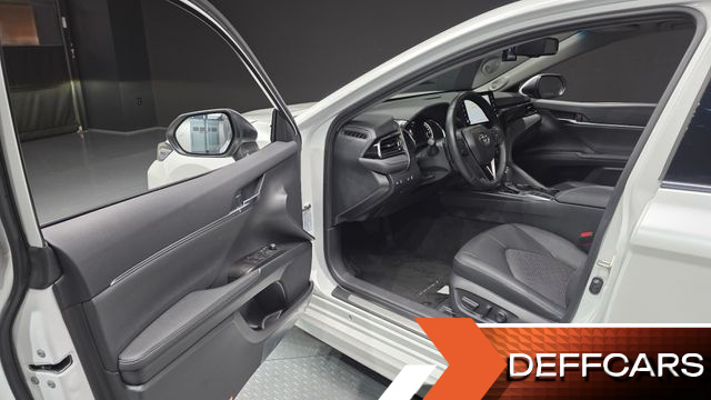 Toyota CAMRY 2.5 XSE Hybrid купить на сайте DeffCars