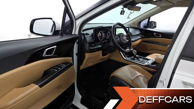 Kia CARNIVAL 9-Seater Prestige купить на сайте DeffCars
