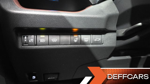 Toyota RAV4 2,5 4WD Hybrid LTD купить на сайте DeffCars