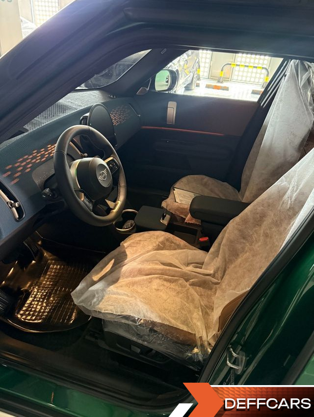 Mini COUNTRYMAN ALL4 Favoured купить на сайте DeffCars