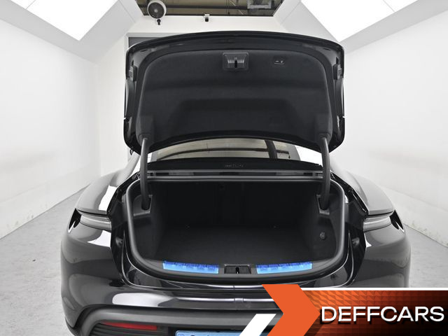 Porsche TAYCAN Base купить на сайте DeffCars