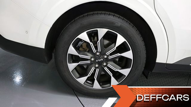 Kia CARNIVAL 9-Seater Noblesse купить на сайте DeffCars