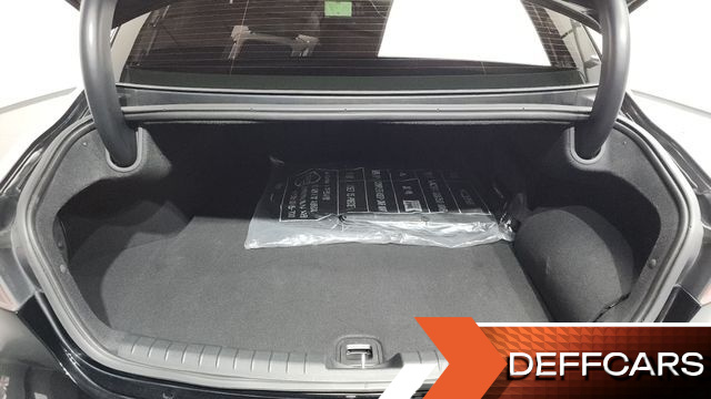 Hyundai GRANDEUR Le Blanc купить на сайте DeffCars