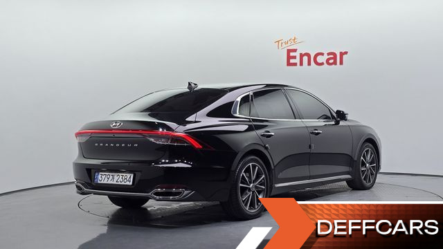 Hyundai GRANDEUR 2.5 Le Blanc купить на сайте DeffCars