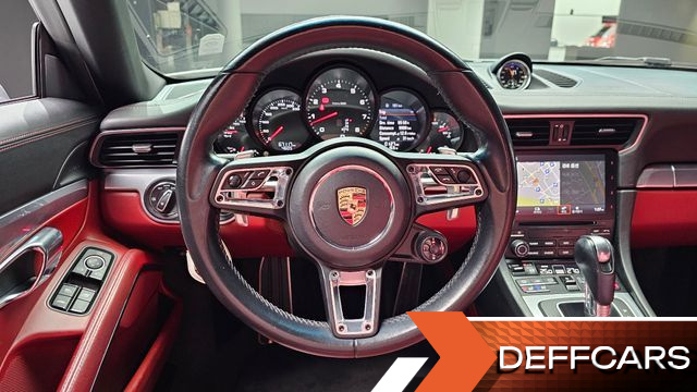 Porsche 911 CARRERA 4 CABRIOLET 991 купить на сайте DeffCars