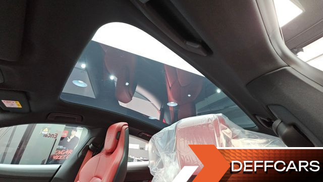 Porsche TAYCAN Base купить на сайте DeffCars