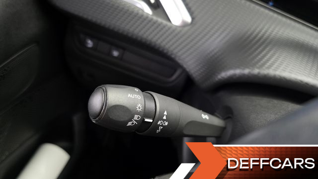 Peugeot 2008 1.5 BlueHDi Allure купить на сайте DeffCars