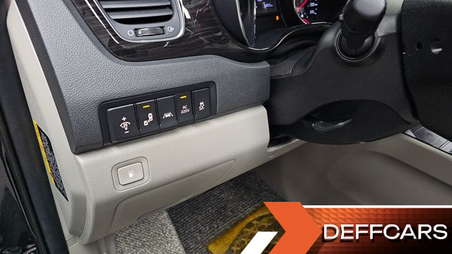 Kia CARNIVAL 9-Seater Noblesse Special купить на сайте DeffCars