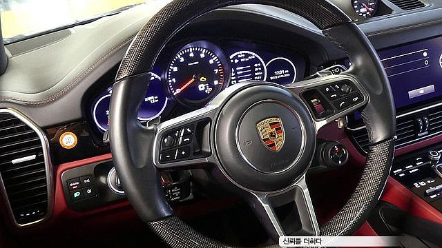 Porsche CAYENNE 3.0 купить на сайте DeffCars