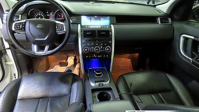 Land Rover DISCOVERY SPORT 2.0 TD4 SE (150PS) купить на сайте DeffCars