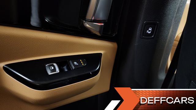 Kia CARNIVAL 9-Seater Prestige купить на сайте DeffCars