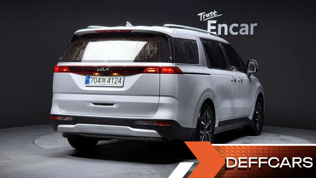 Kia CARNIVAL Gasoline 11-Seater Prestige купить на сайте DeffCars