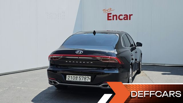 Hyundai GRANDEUR 3.3 Calligraphy купить на сайте DeffCars