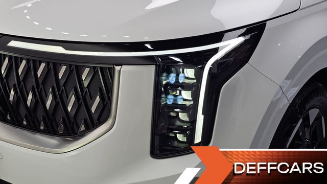 Kia CARNIVAL Gasoline 7-Seater Signature купить на сайте DeffCars