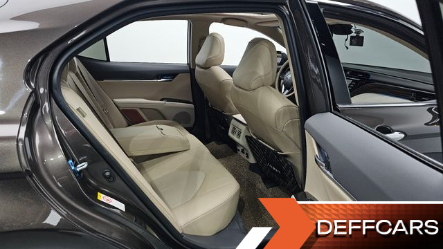 Toyota CAMRY 2.5 купить на сайте DeffCars