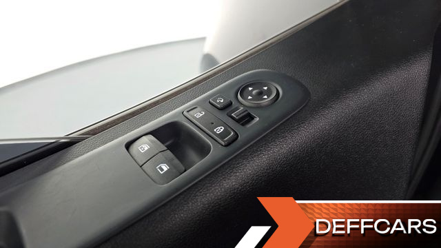 Hyundai STARIA L3.5 Cargo 5-Seater Modern купить на сайте DeffCars