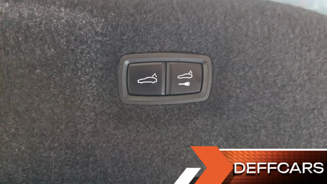 Porsche TAYCAN 4S купить на сайте DeffCars