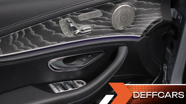 Mercedes E-CLASS E350 4MATIC AMG Line купить на сайте DeffCars