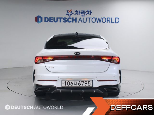 Kia K5 2.0 Prestige купить на сайте DeffCars