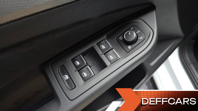 Volkswagen GOLF 2.0 TDI Prestige купить на сайте DeffCars