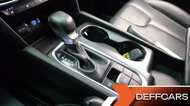 Hyundai SANTAFE Diesel 2,0 4WD Exclusive Special купить на сайте DeffCars