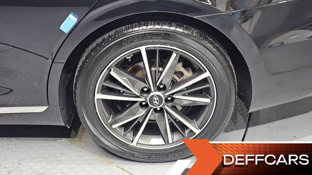 Hyundai GRANDEUR 2.5 Le Blanc купить на сайте DeffCars