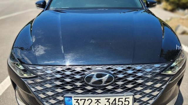 Hyundai GRANDEUR Le Blanc купить на сайте DeffCars