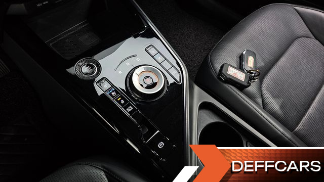 Kia NIRO Prestige купить на сайте DeffCars
