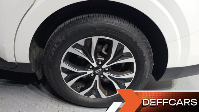Kia CARNIVAL 9-Seater Prestige купить на сайте DeffCars