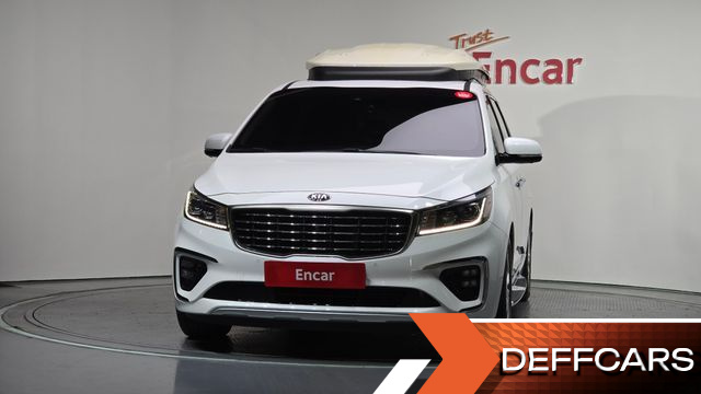 Kia CARNIVAL 9-Seater Noblesse Special купить на сайте DeffCars