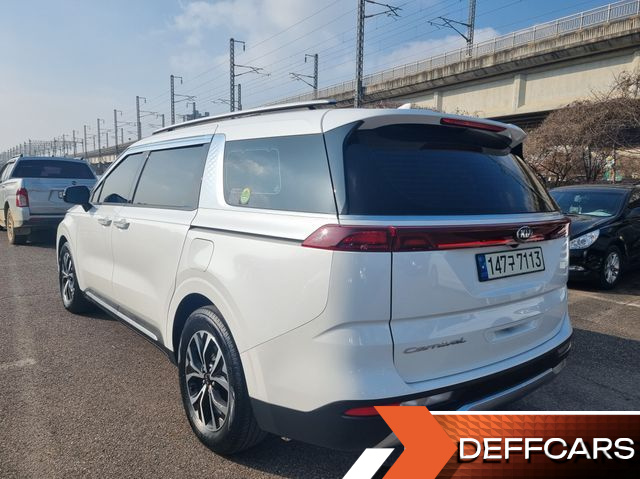 Kia CARNIVAL 9-Seater Noblesse купить на сайте DeffCars