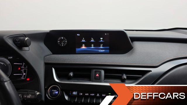 Lexus UX 2.0 2WD купить на сайте DeffCars