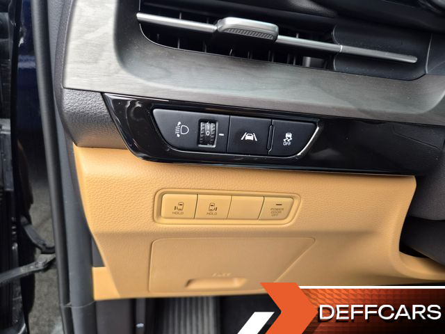 Kia CARNIVAL Gasoline 9-Seater Prestige купить на сайте DeffCars