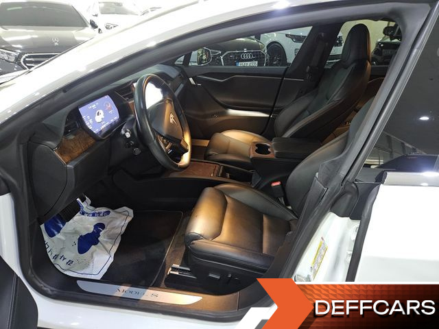 Tesla MODEL S Long Range купить на сайте DeffCars