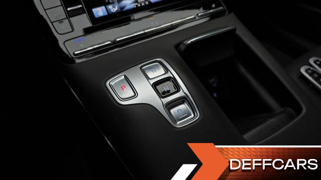 Hyundai GRANDEUR 2.5 Premium Choice купить на сайте DeffCars